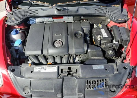 2013 Volkswagen Beetle z USA, uszkodzony, nr VIN 3VWFP7AT7DM644246